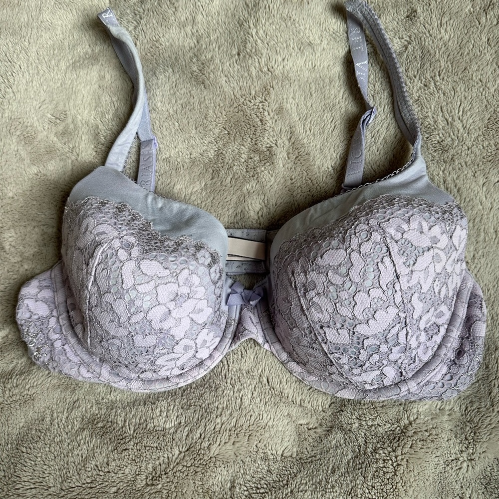 Victoria’s Secret bra